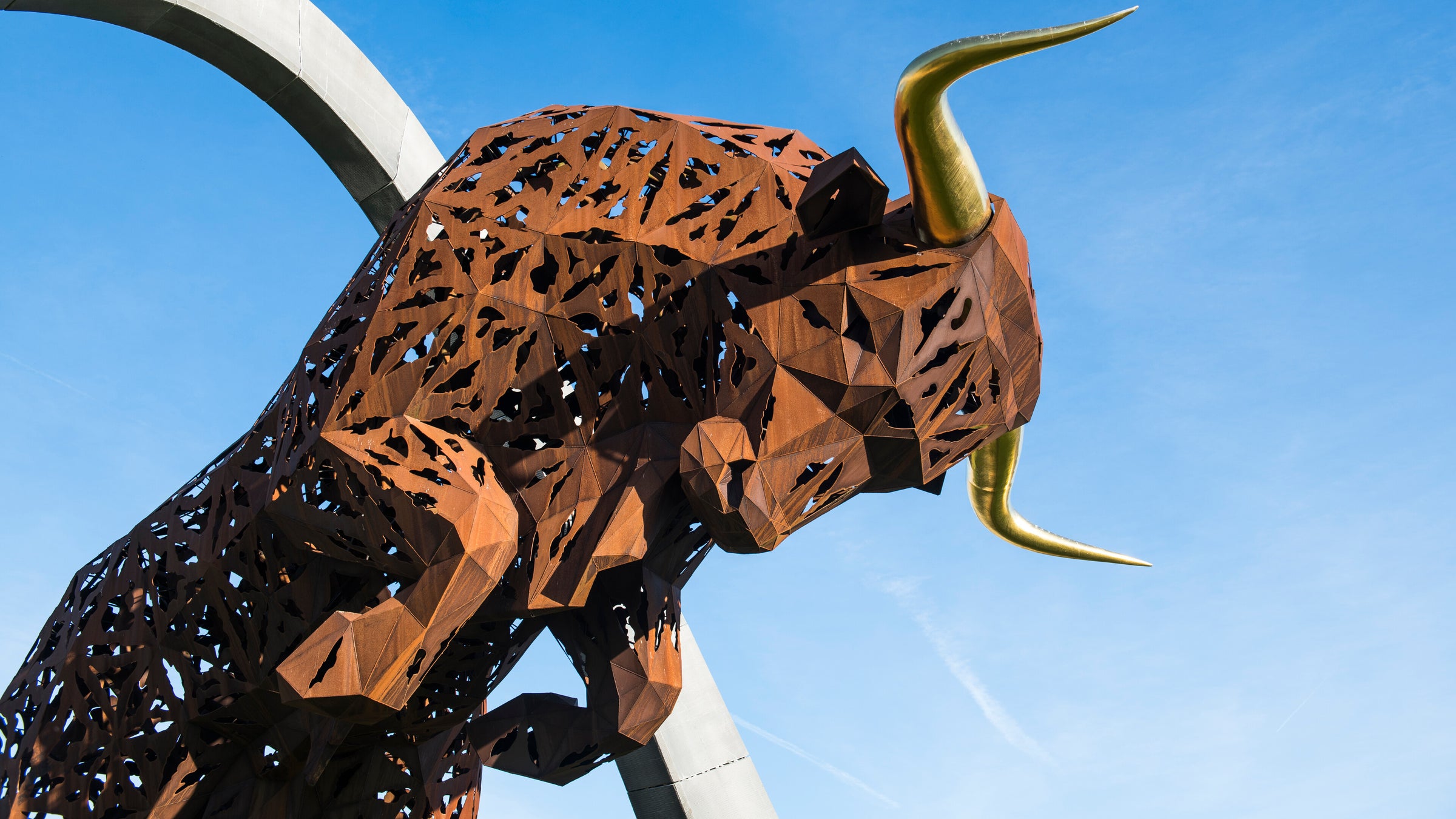 The Red Bull metal icon of the international Circuit Red Bull Ring, new trackday opportunity for GP Days