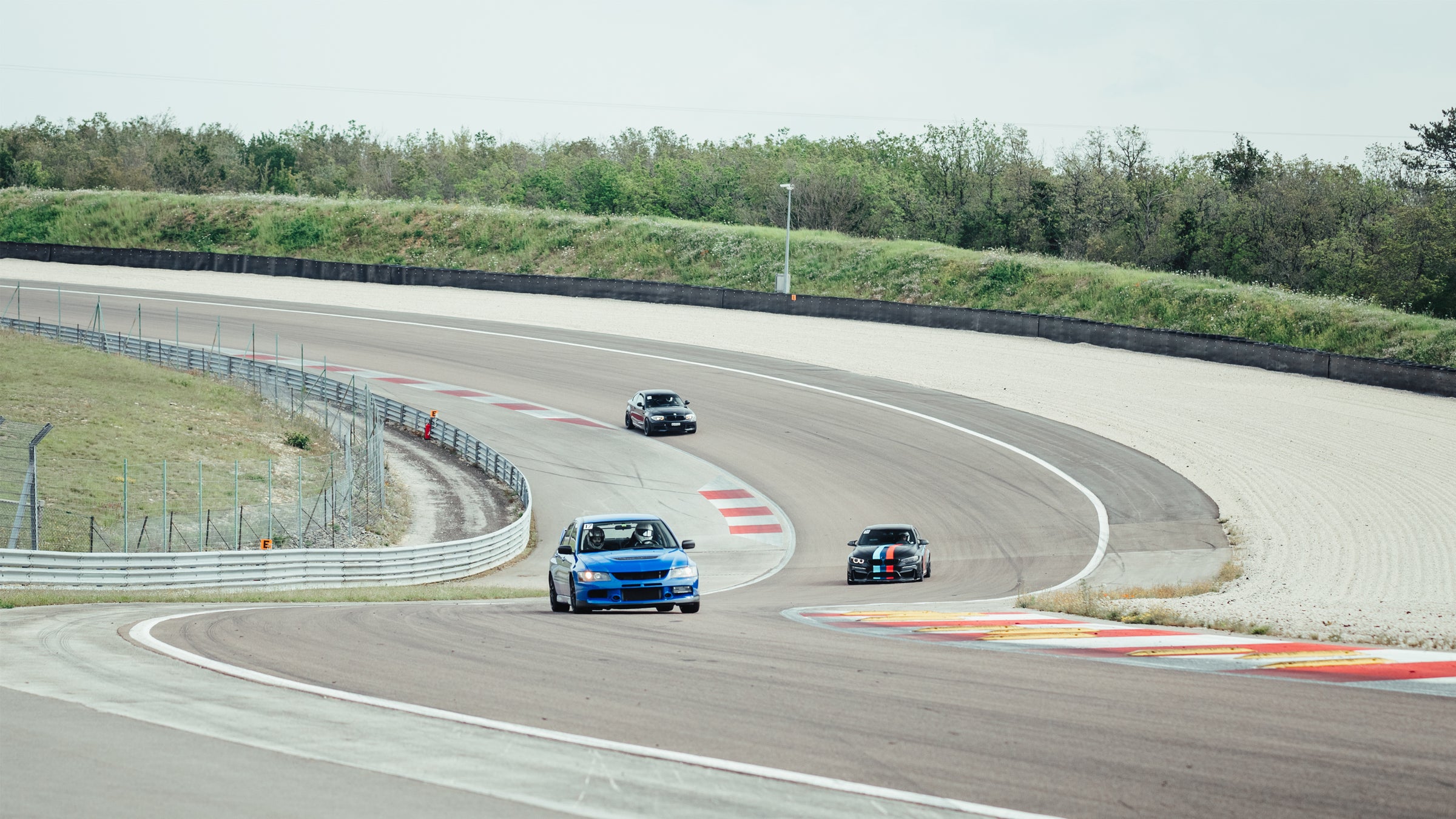 Lancer & BMW´s at GP Days trackday in Dijon Prenois